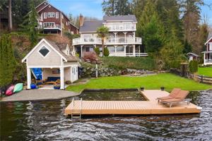 215 Lake Roesiger