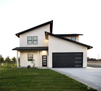 3214 Lakeside