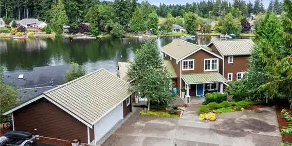 7236 Holmes Island SE