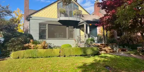7249 Green Lake N
