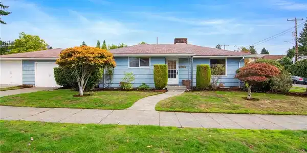 7204 Fremont N