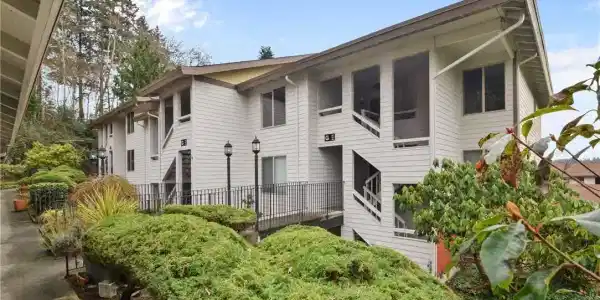 23407 Lakeview