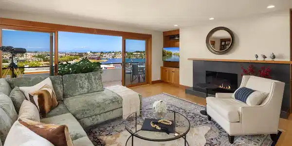 2565 Dexter N