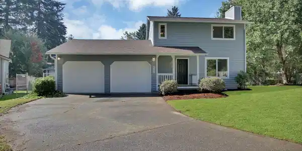 8102 Tanwax Drive SE
