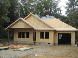 377 Duck Lake Drive NE