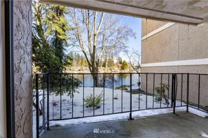 323 75th Street SE