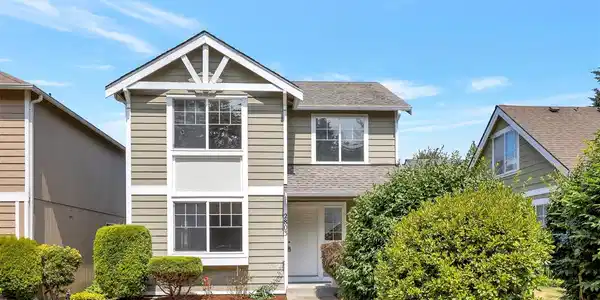 2803 9th SE