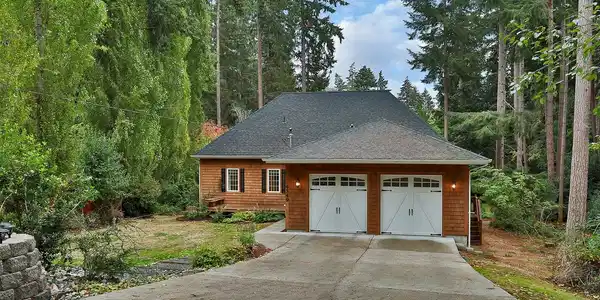 4349 Walden