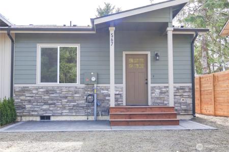 567 Sunset NE