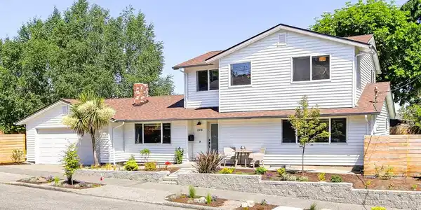 2918 W Jameson St.