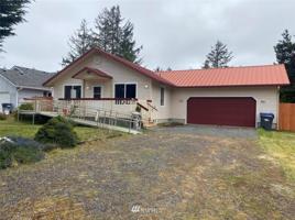 893 Catala Avenue SE