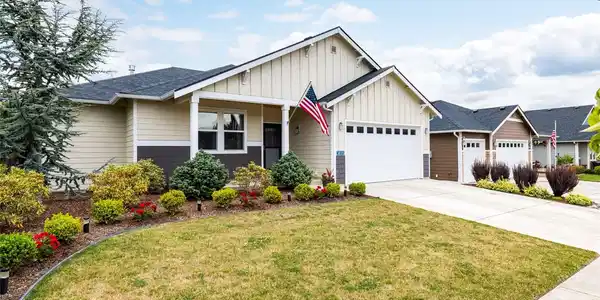 3835 Autumn Way