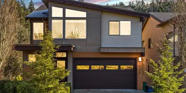 8106 134TH SE