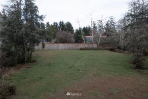 690 Lake Island SE