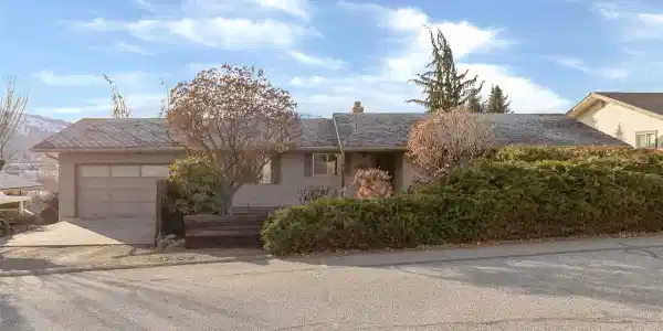 1406 Aurora