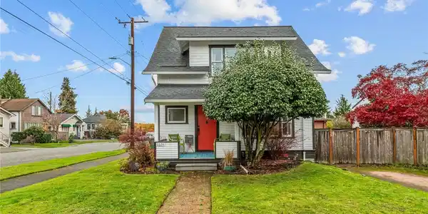 6624 Linden N