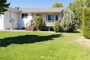 3700 W Peninsula Drive