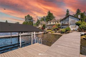 1221 Lake Sammamish Shore SE