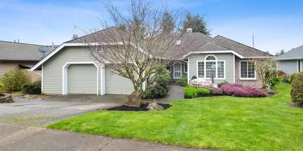 25327 Lake Wilderness Country Club SE