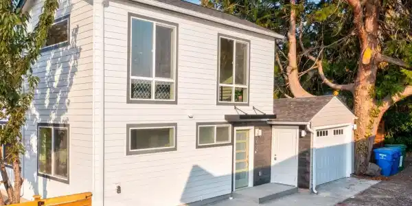 8024 14th NE