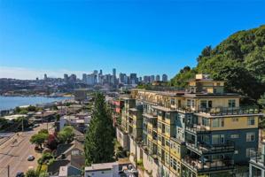655 Crockett