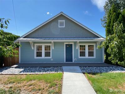 651 Boetzkes Ave