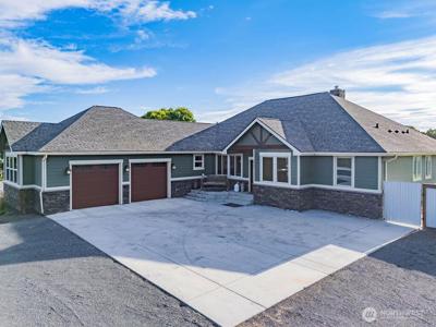 3064 Westshore