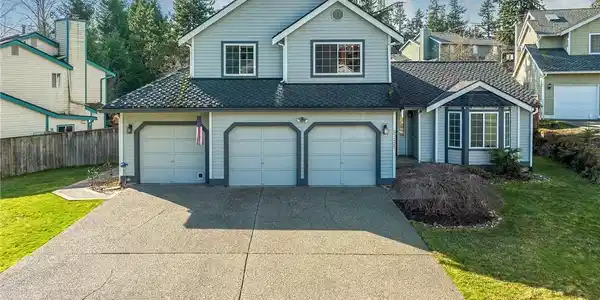 27227 32nd Pl. South