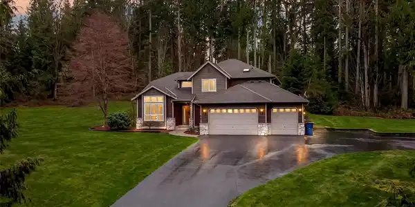 5702 Wishon