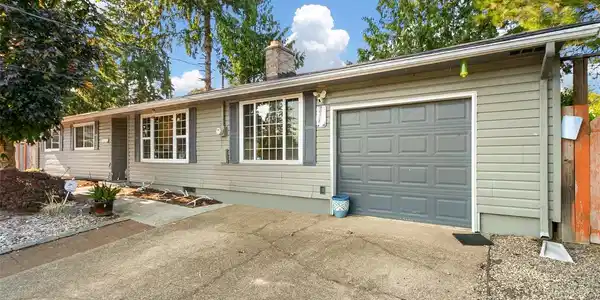 9215 117th SW