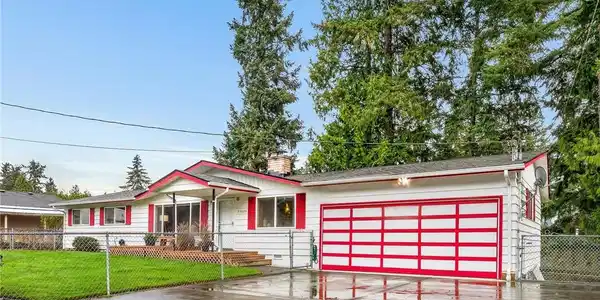 23625 76th Avenue W
