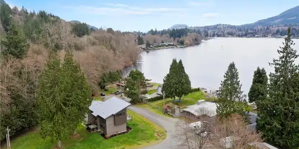 546 Cedar Acres
