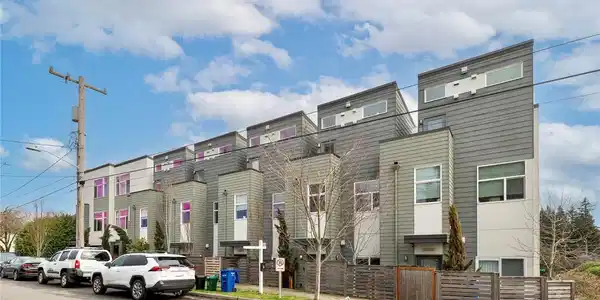 14302 Midvale N