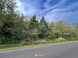 347 353 Duck Lake NE