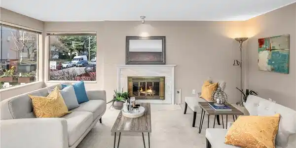 7850 Green Lake N