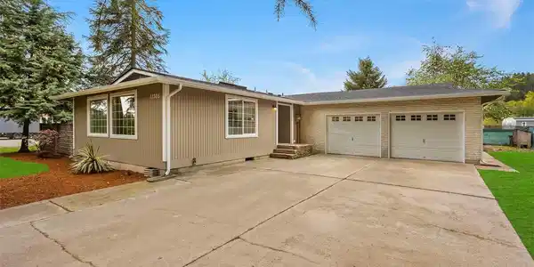 11305 58th E