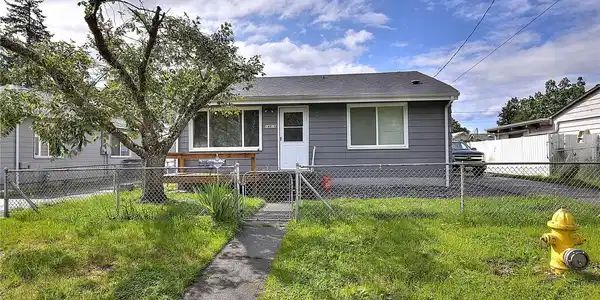 14916 Grant SW