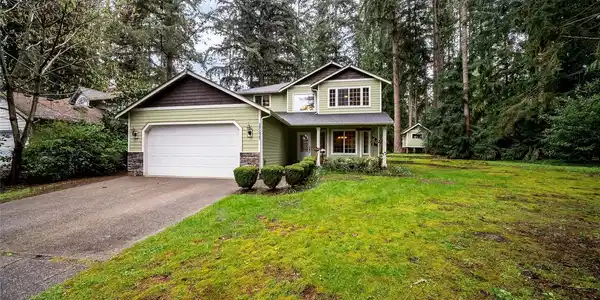 17624 Clear Lake SE