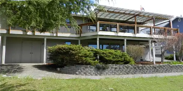 275 Camaloch Drive