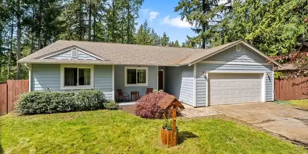 22336 Autumnwood SE