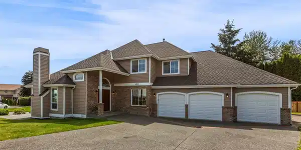 1813 Blackman Shores
