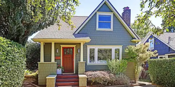 14th Avenue NE