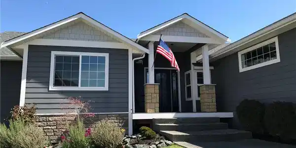 1840 SW Waterside Court