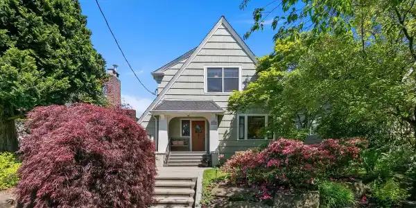 7718 14th NE