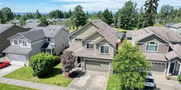 3322 80th NE