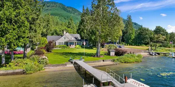 651 Lake Samish