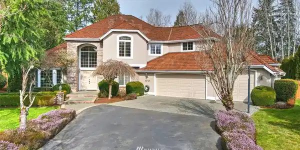 23124 SE 40th Place