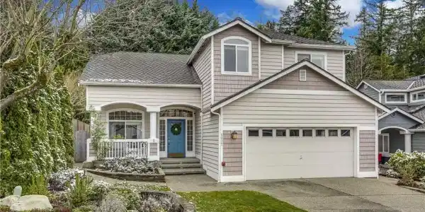 4037 249th SE