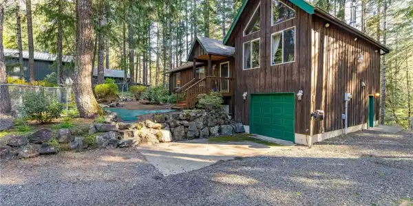 281 Lake View