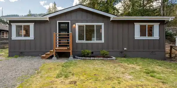 463 Cain Lake